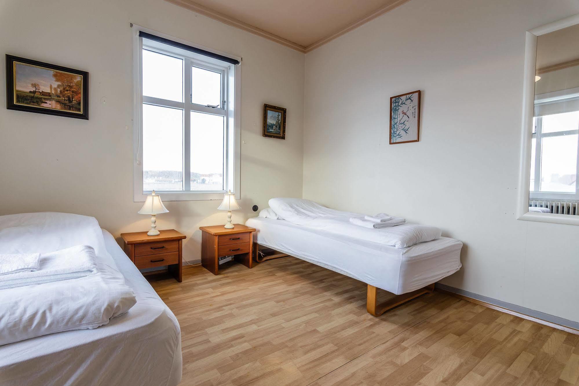 Riverside Hostel Blonduos Εξωτερικό φωτογραφία